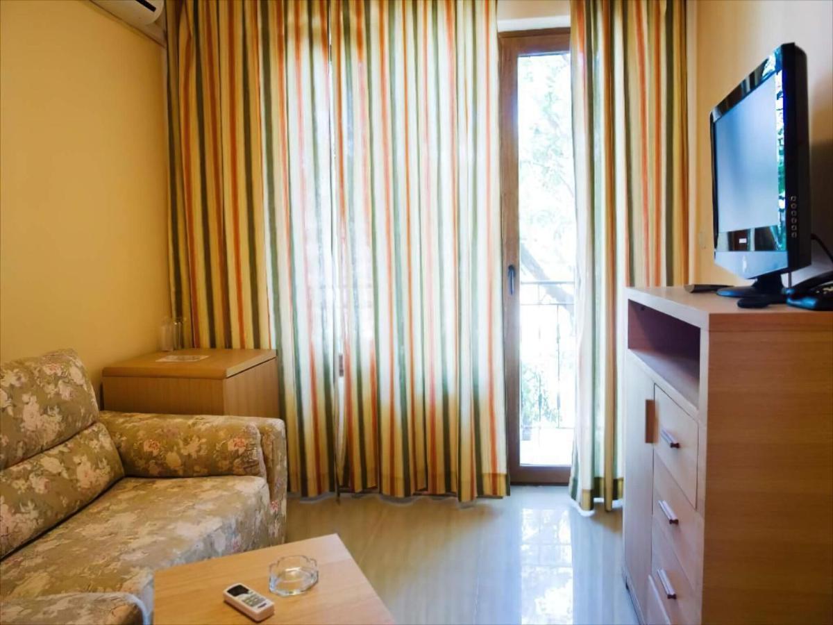 Oasis Park Hotel - New Managment Nesebyr Zewnętrze zdjęcie
